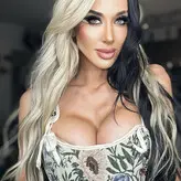 Hilskayebraeger голая #0004