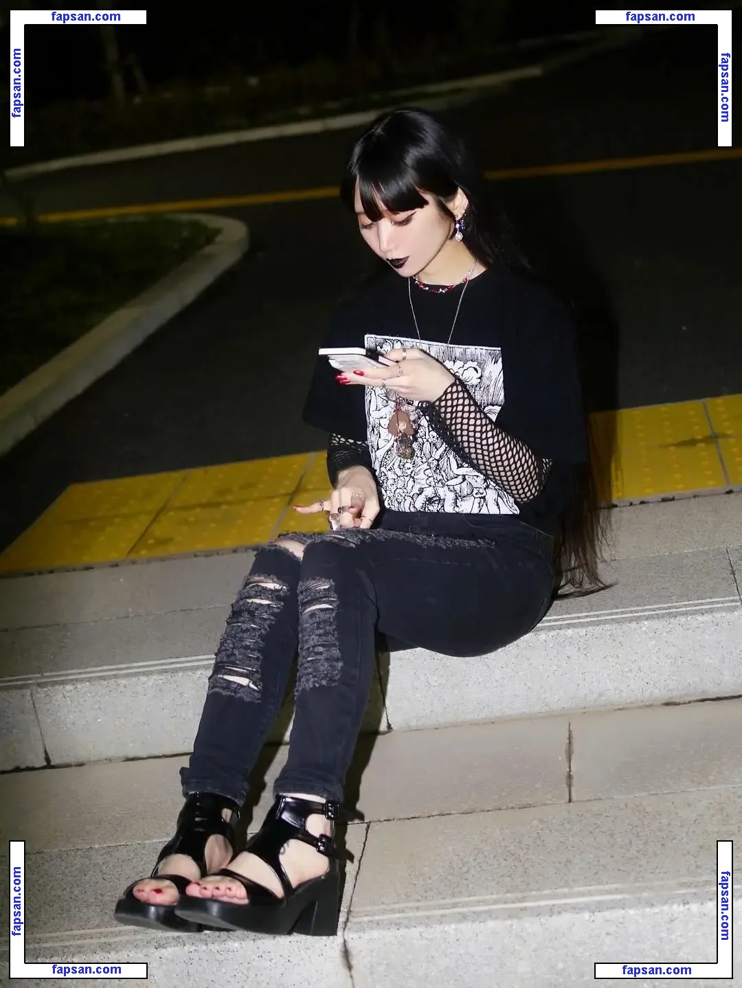 Himari Tsukishiro nude photo #0029 from OnlyFans