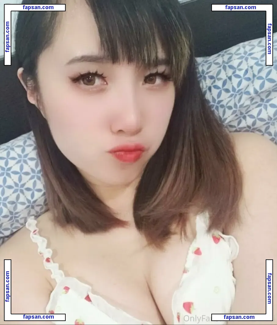 hinacchi_free nude photo #0016 from OnlyFans