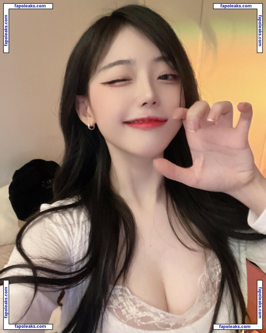 hinachan01 / i_am_young22 / 냥뇽녕냥 nude photo #0013 from OnlyFans