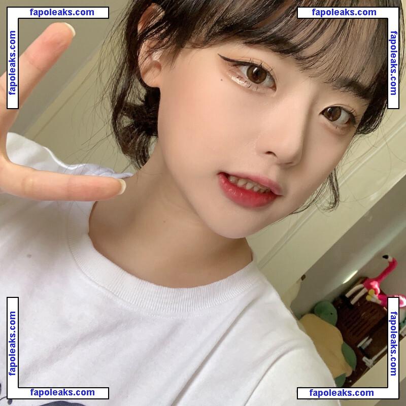 hinachan01 / i_am_young22 / 냥뇽녕냥 nude photo #0049 from OnlyFans