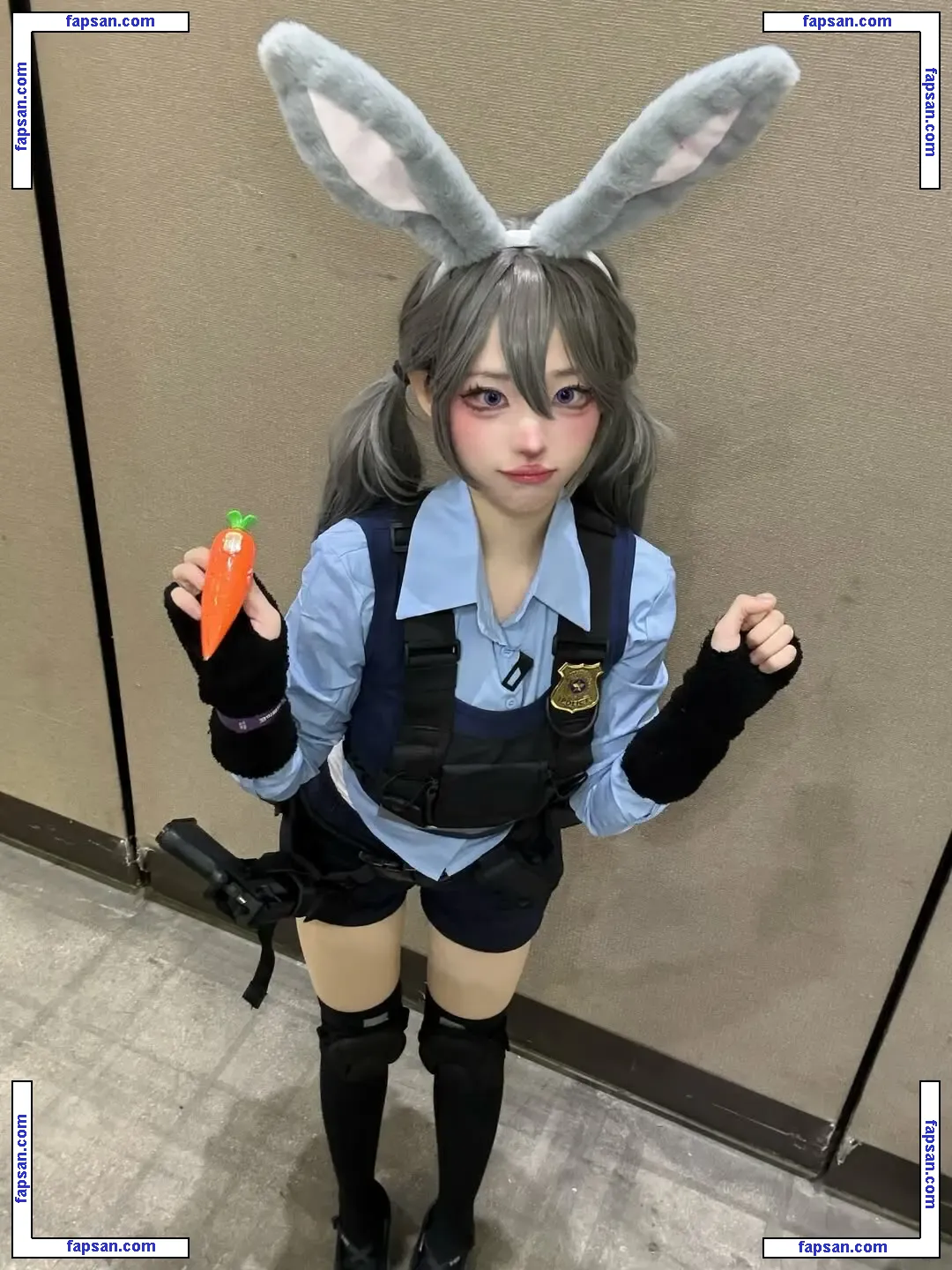 hinachan01 nude photo #0065 from OnlyFans