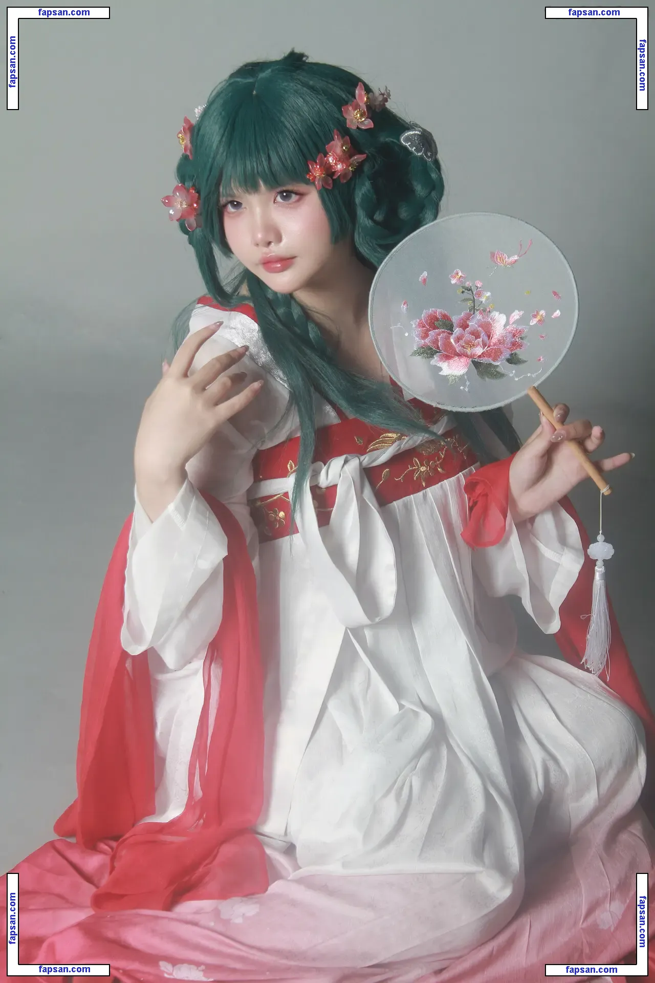 Hinata Neko nude photo #0025 from OnlyFans