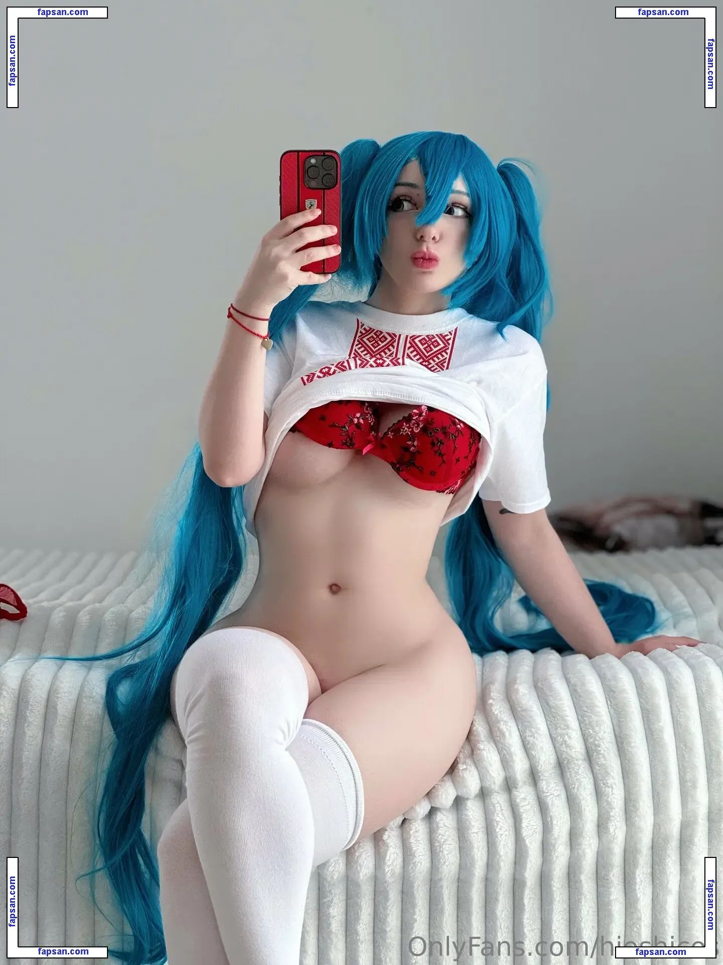hioshicos nude photo #0064 from OnlyFans