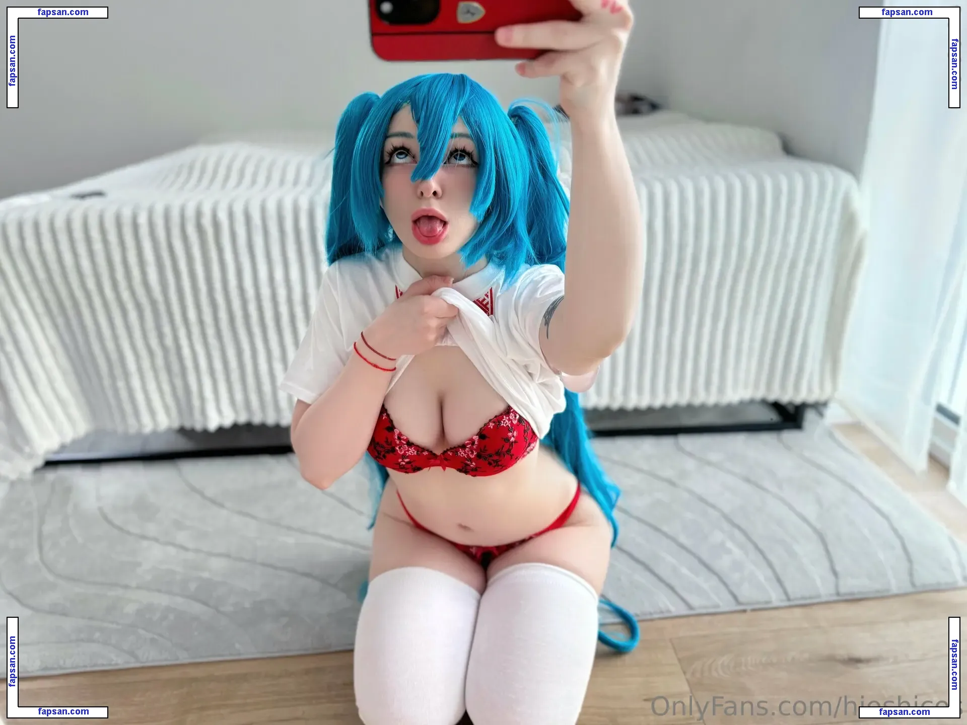 hioshicos nude photo #0071 from OnlyFans