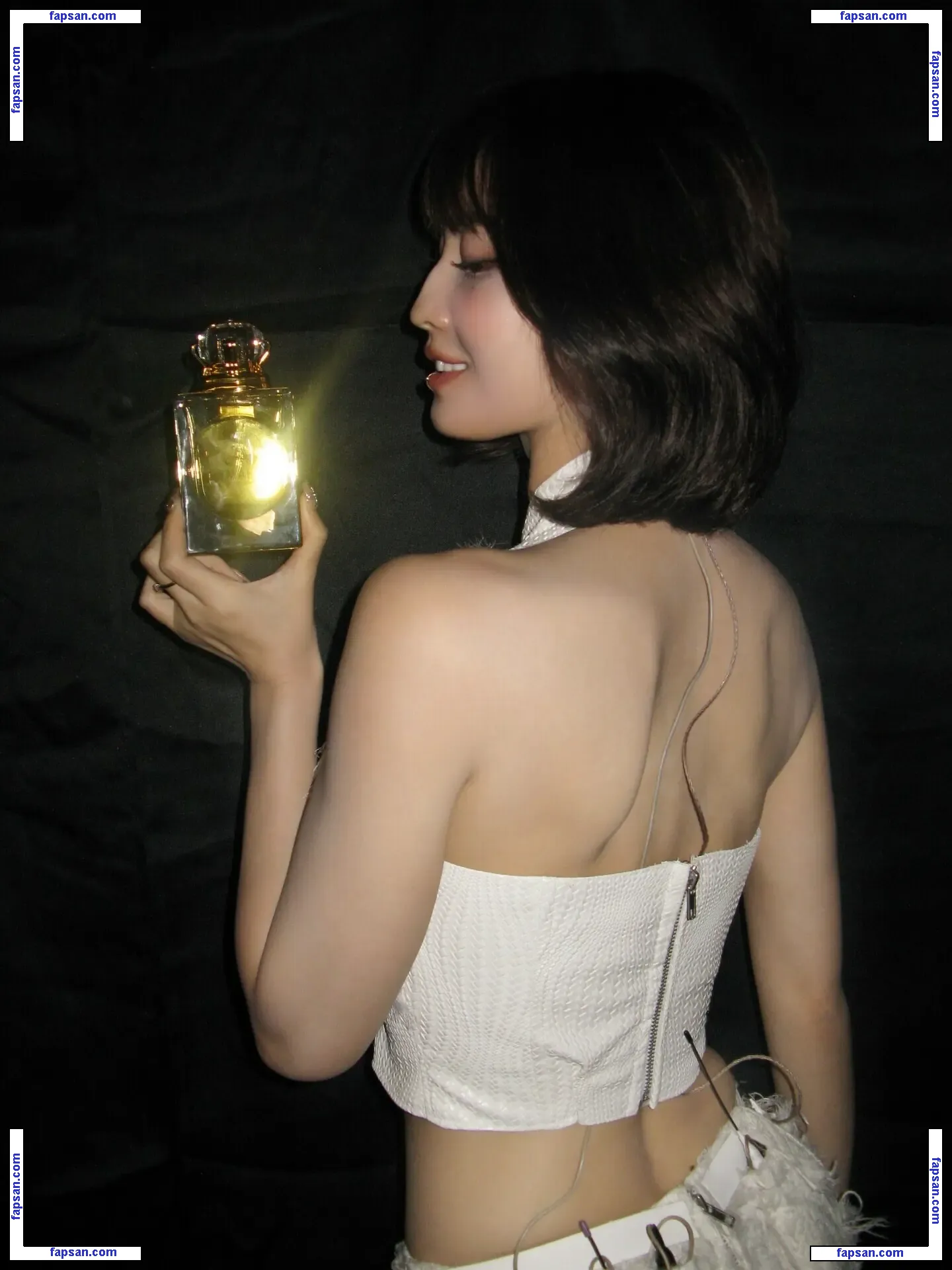 Hirai Momo nude photo #0029 from OnlyFans