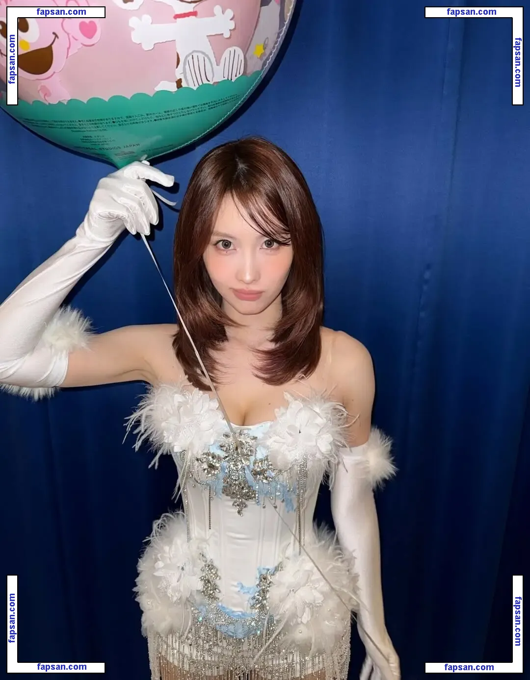 Hirai Momo голая фото #0084 с Онлифанс