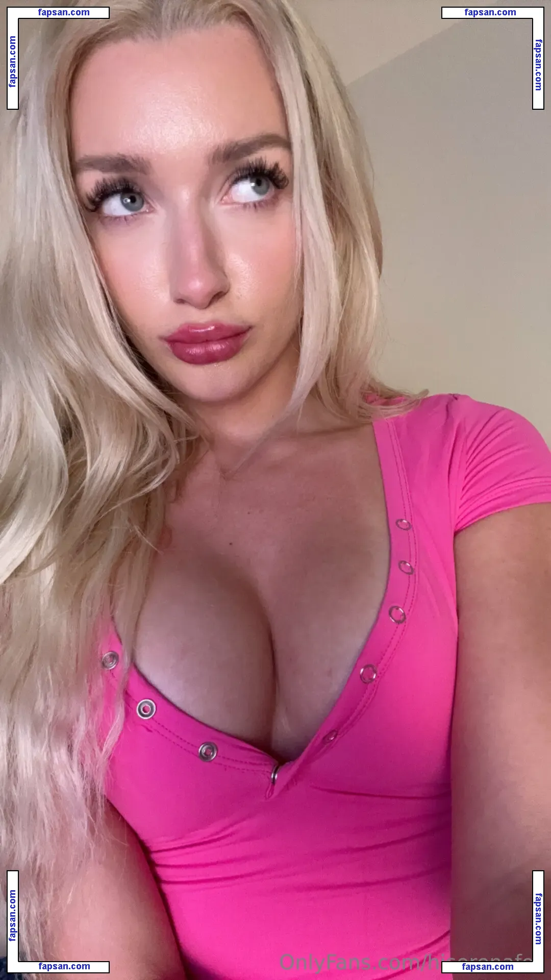 hiserenafox nude photo #0016 from OnlyFans