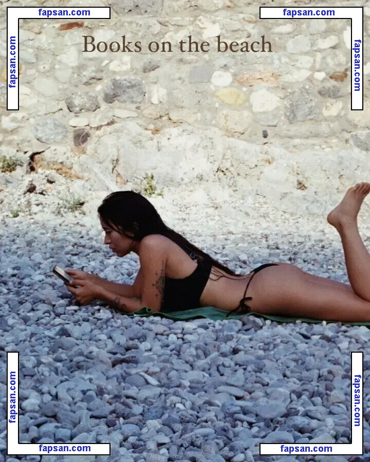 Hitomi Mochizuki nude photo #0074 from OnlyFans