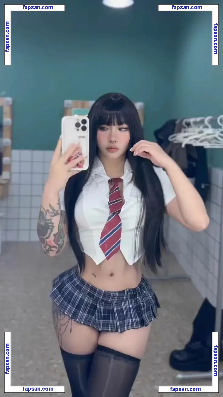 Hitomi Songyuxin nude photo #0537 from OnlyFans