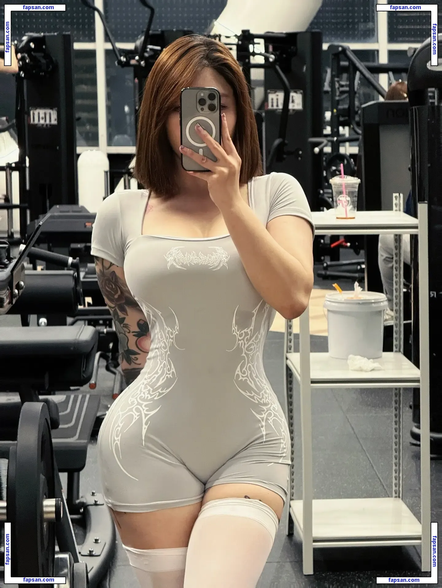 Hitomi Songyuxin nude photo #0605 from OnlyFans