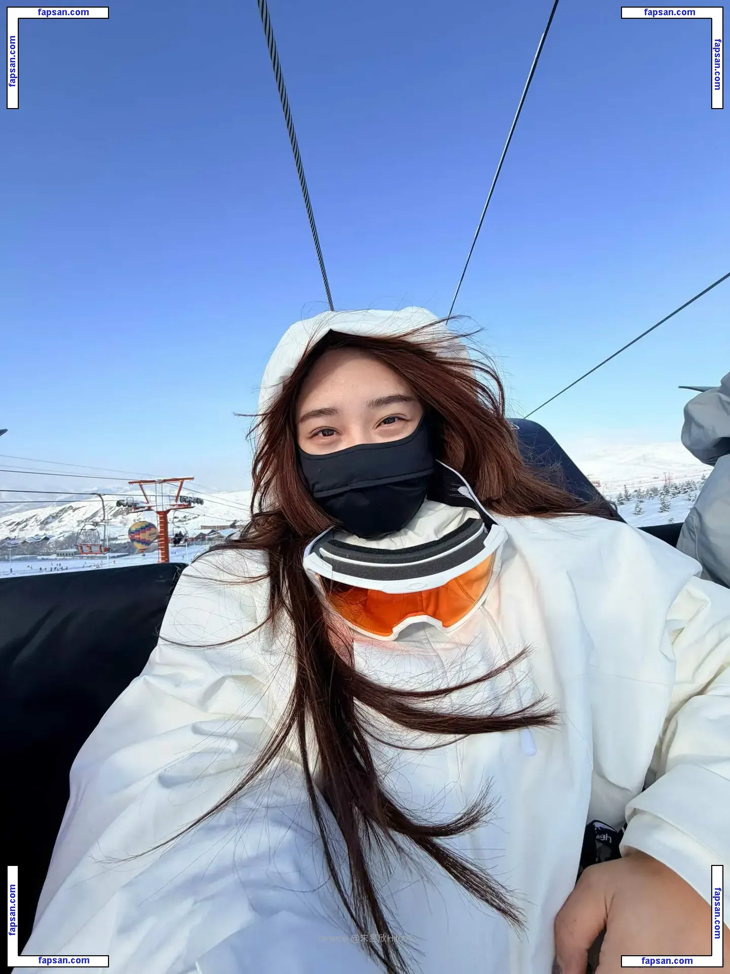 Hitomi Songyuxin nude photo #0615 from OnlyFans