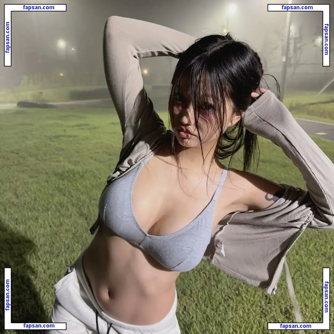 hiyrose голая фото #0017 с Онлифанс