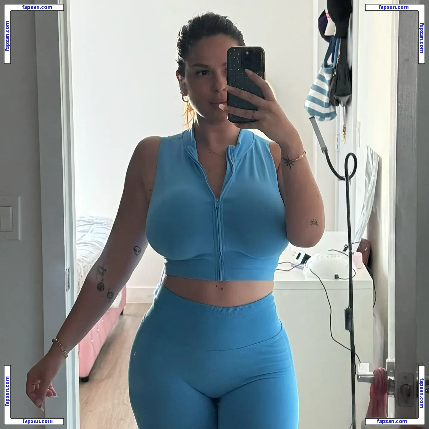 holasoythalia nude photo #0025 from OnlyFans