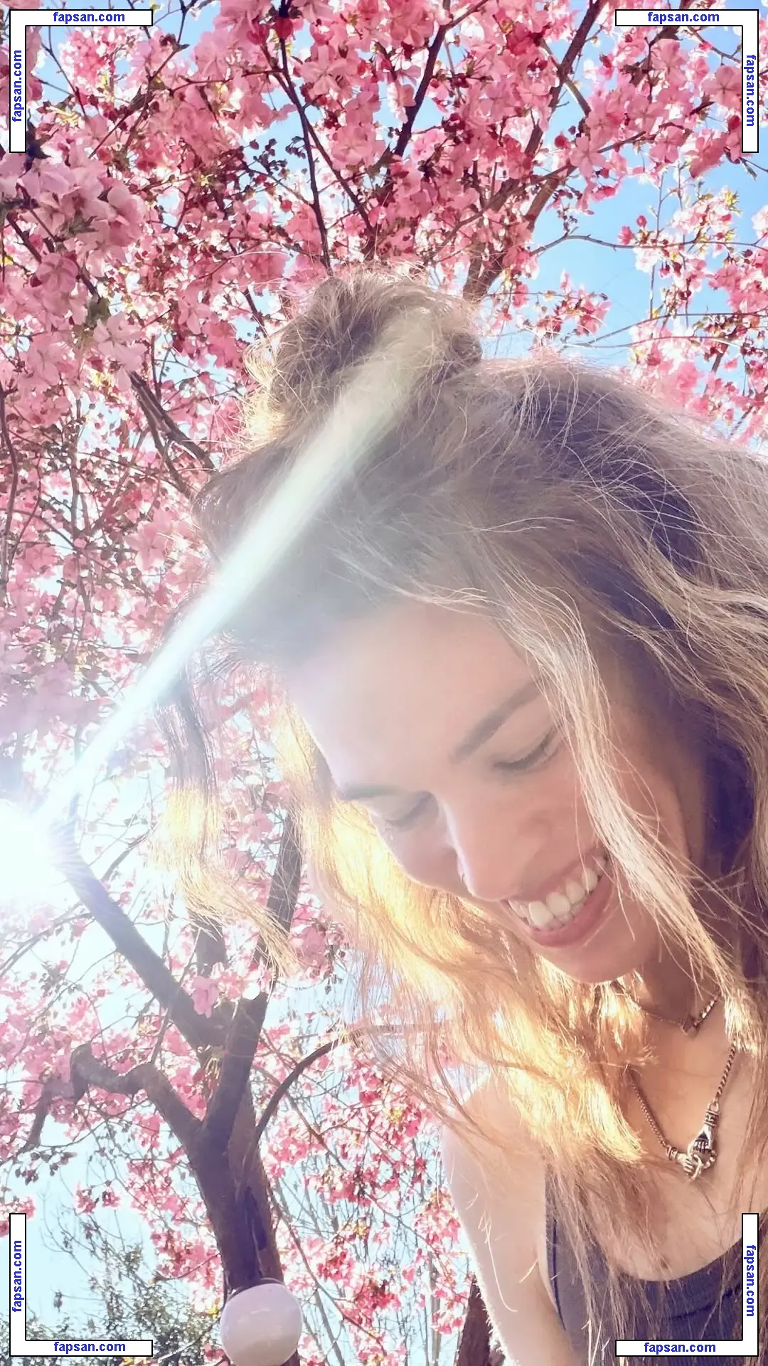 Hollie Bennett голая фото #0098 с Онлифанс