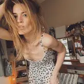 Hollie Bennett голая #0087