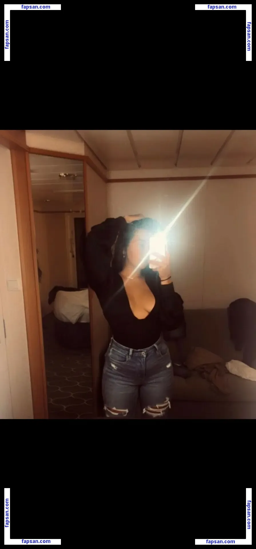 Hollie Jones nude photo #0019 from OnlyFans