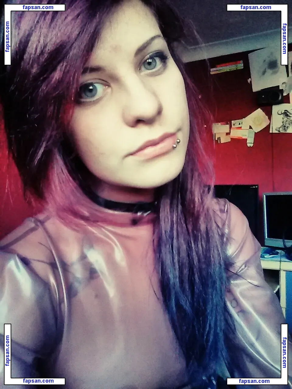 Holliepopx nude photo #0011 from OnlyFans