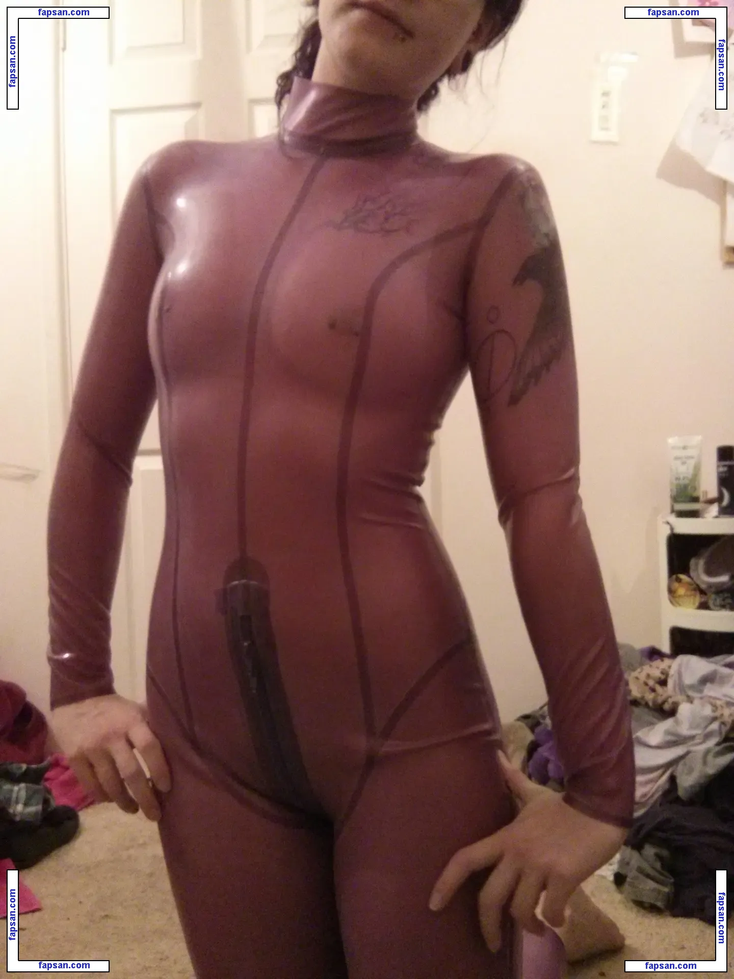Holliepopx nude photo #0026 from OnlyFans