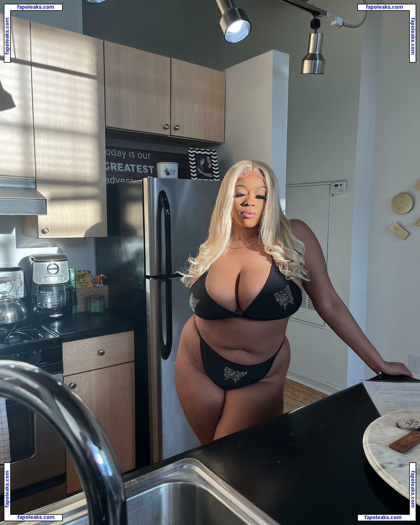 Holly B / bigbankhb / hbbvalentine / hollyyhills nude photo #0068 from OnlyFans