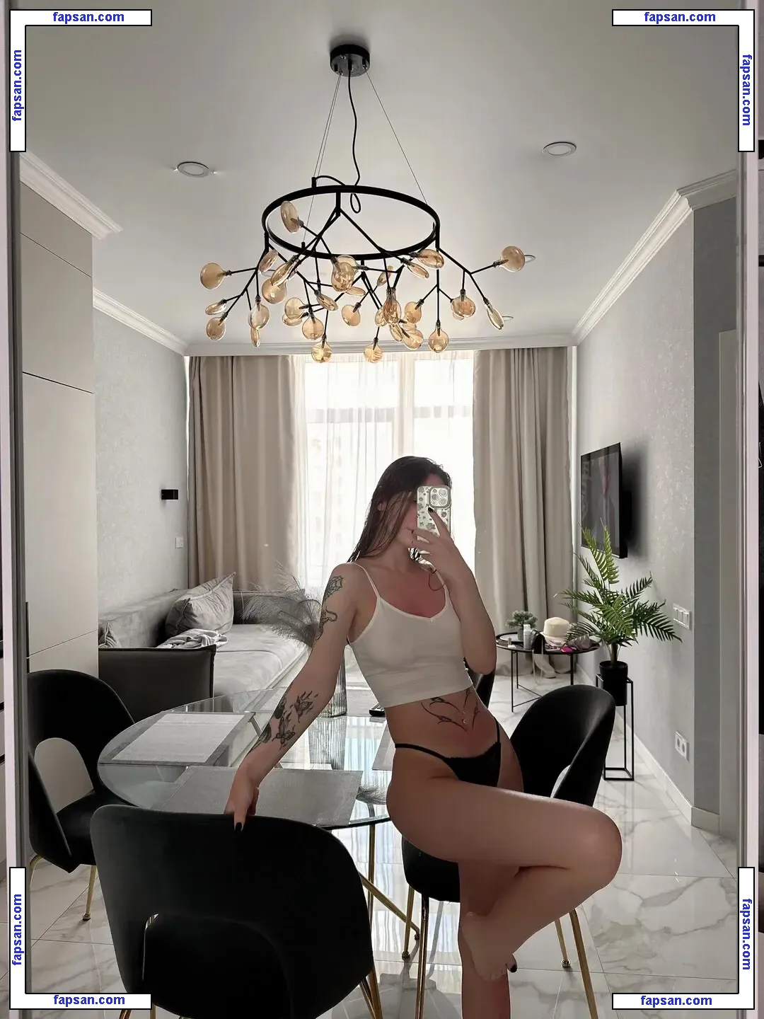 Holly_Bible nude photo #0023 from OnlyFans