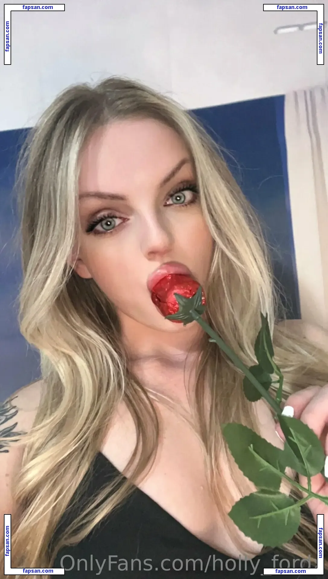 holly_fordx nude photo #0016 from OnlyFans