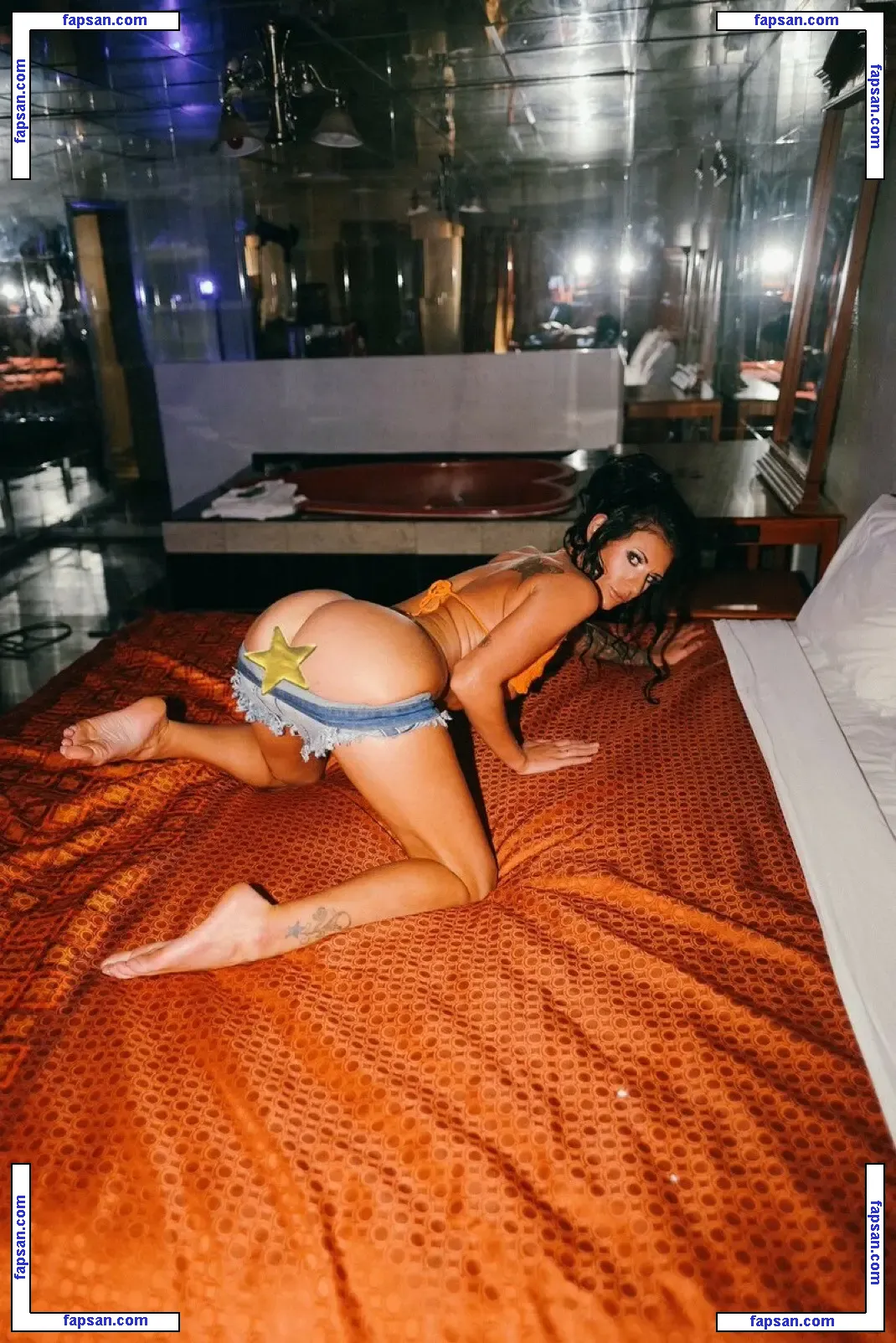 Holly Lemaster nude photo #0006 from OnlyFans