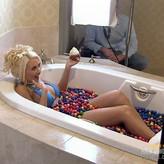 Holly Madison голая #0218