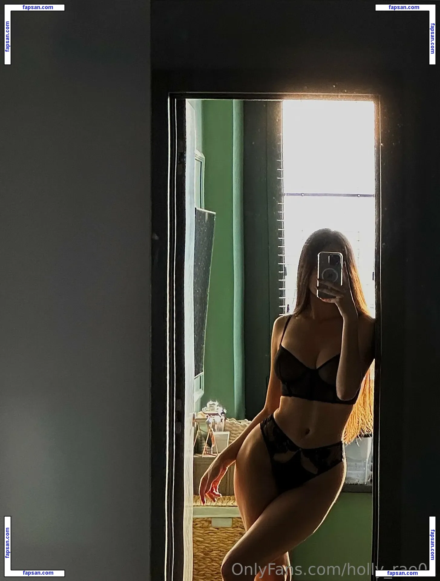 holly_rae01 nude photo #0008 from OnlyFans