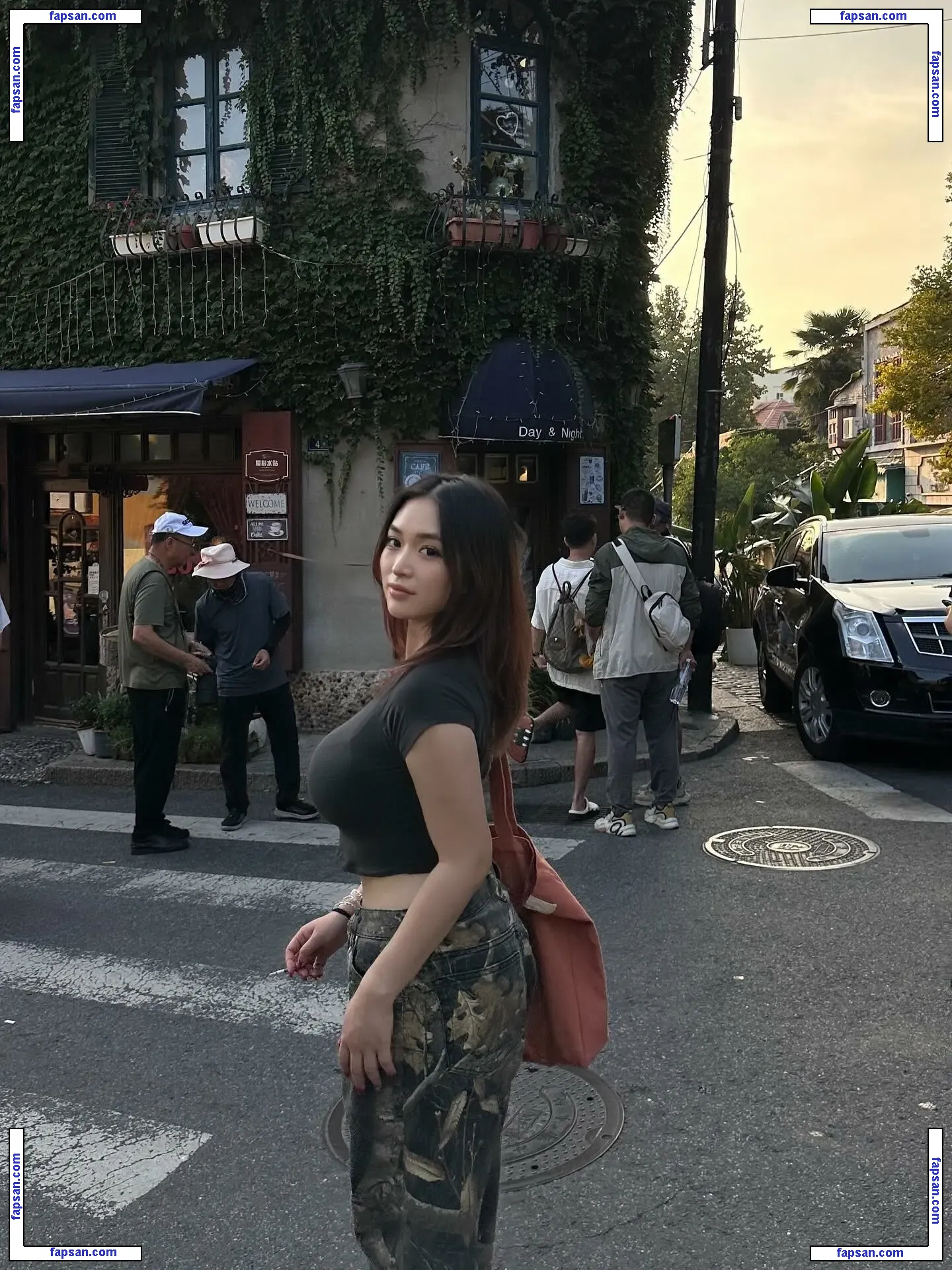 holly_shu_ nude photo #0044 from OnlyFans