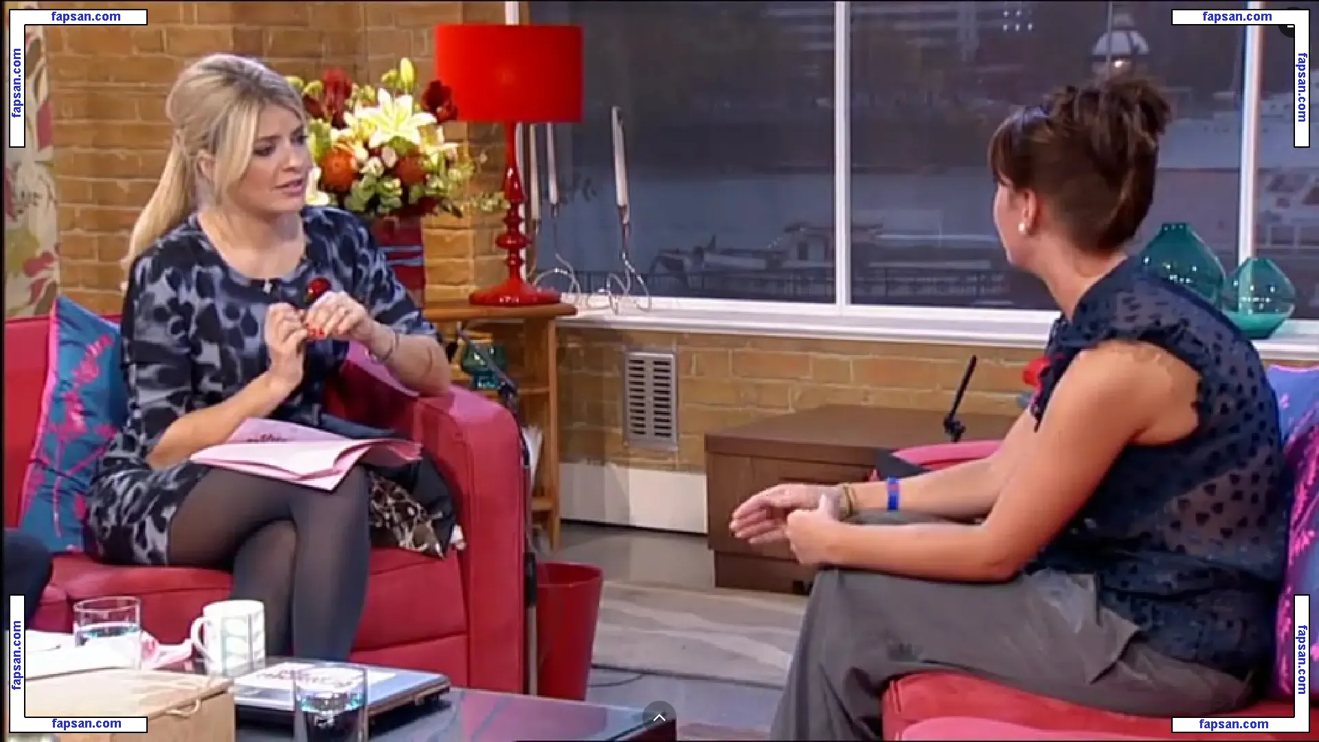 Holly Willoughby голая фото #0501 с Онлифанс