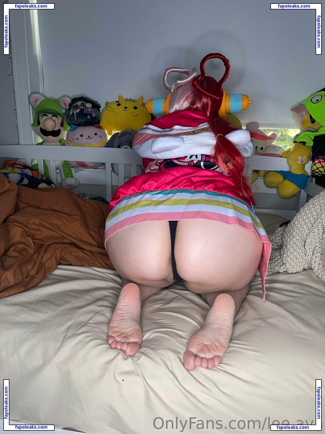 Hollyava / grandmas.butt / lee.ava nude photo #0156 from OnlyFans