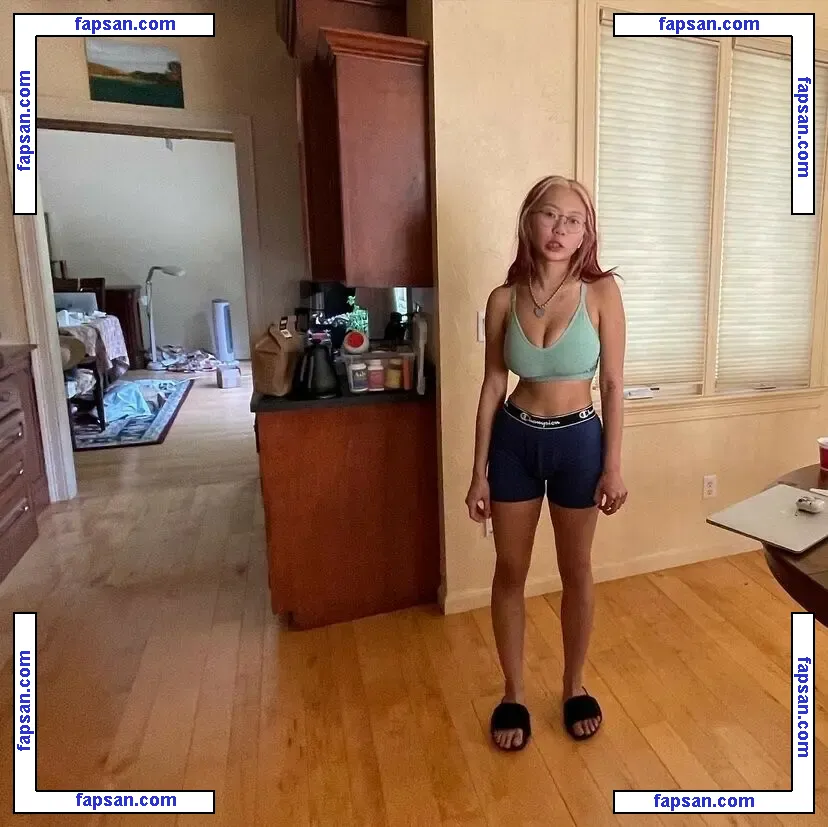 hollyliangg nude photo #0026 from OnlyFans