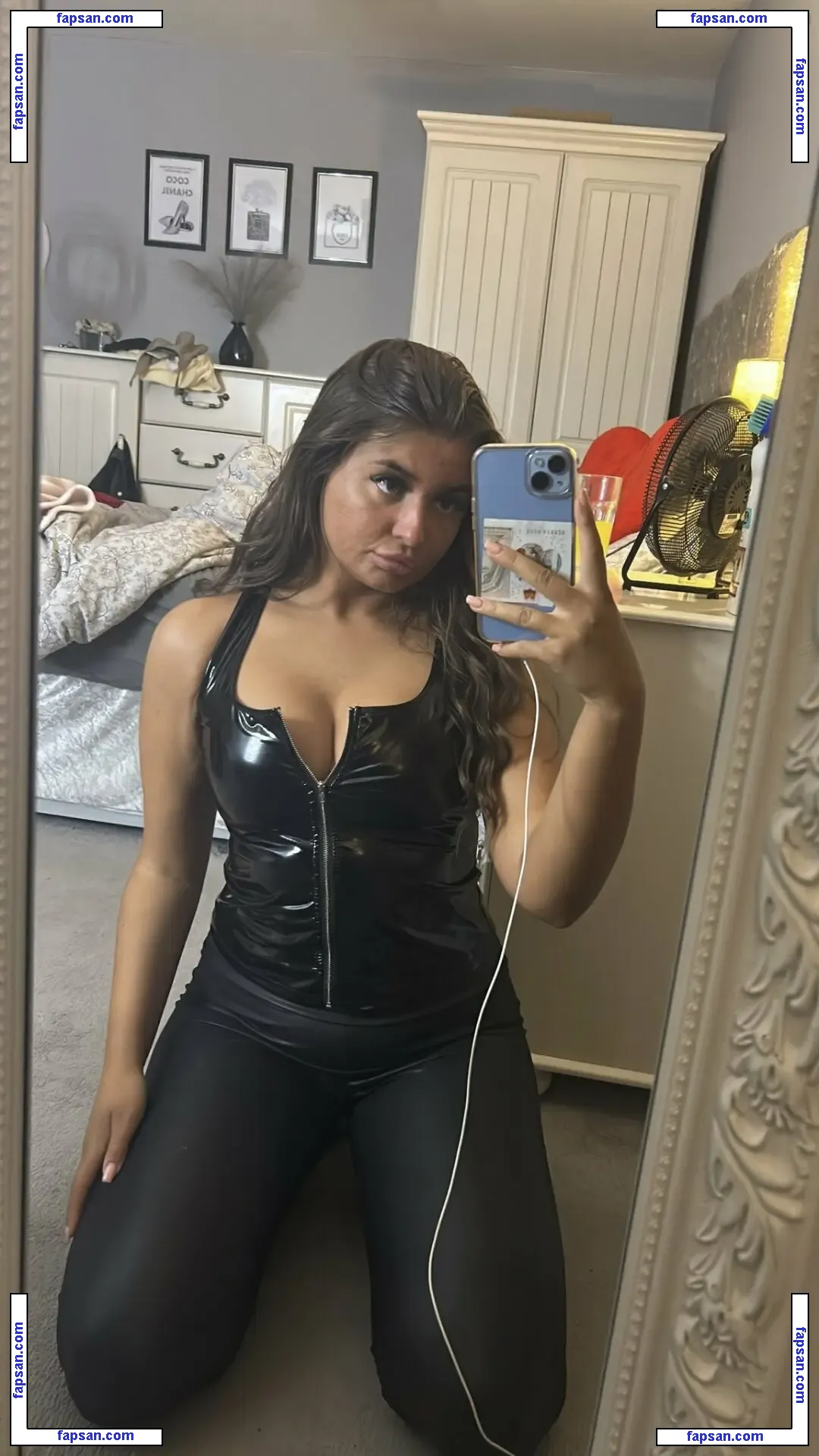 _hollzxx nude photo #0002 from OnlyFans