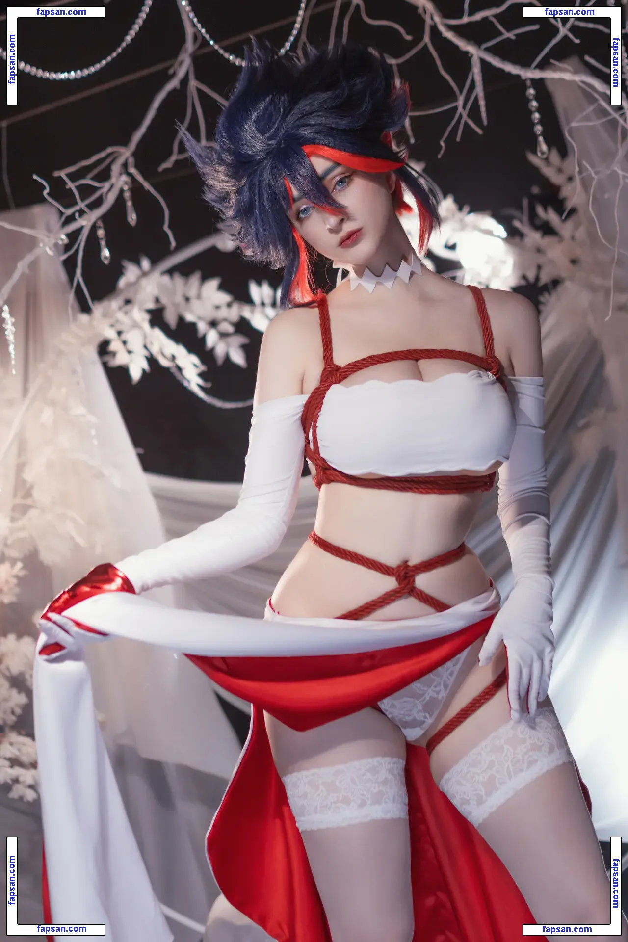 Hologana nude photo #0418 from OnlyFans