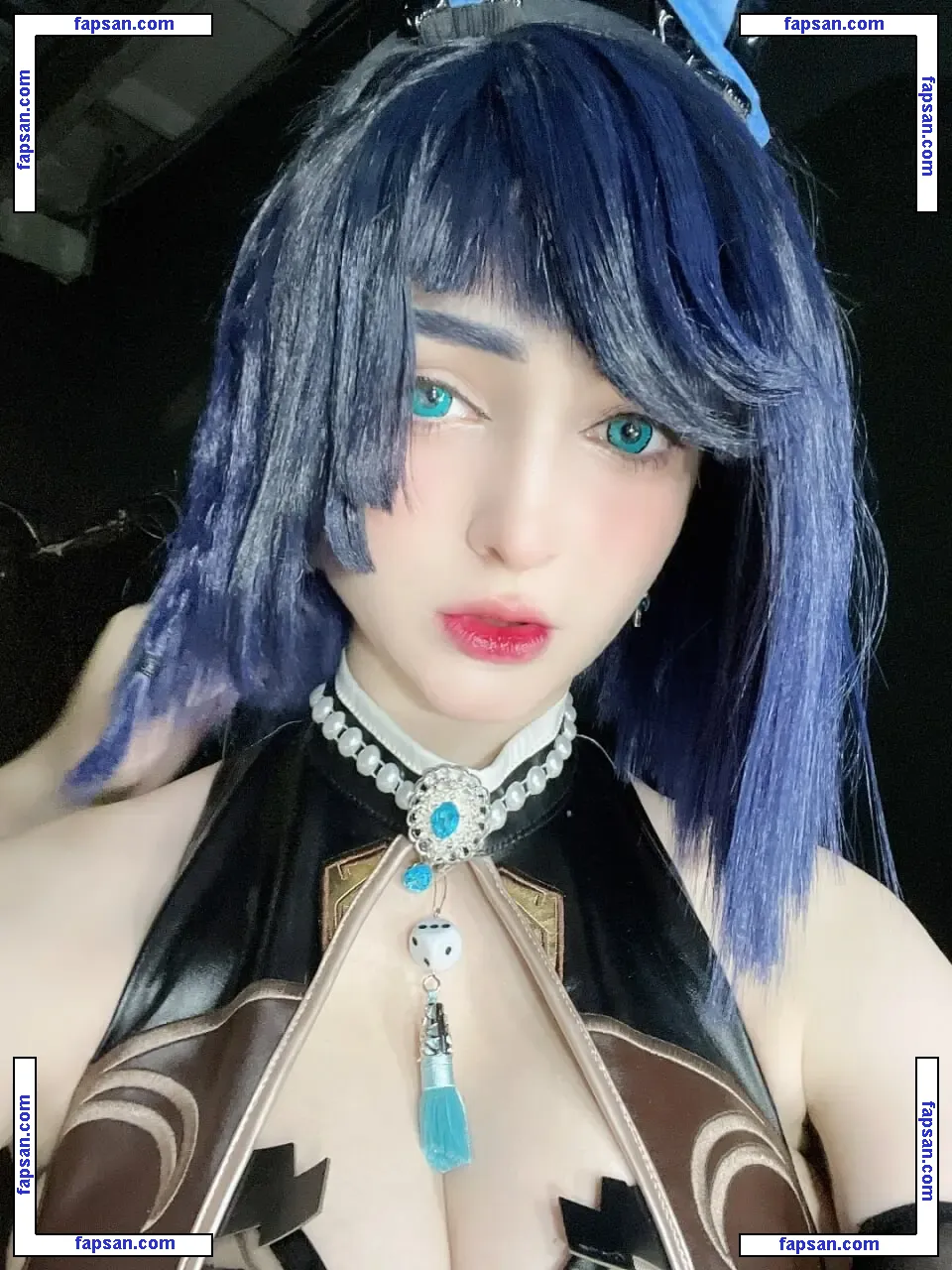 Hologana голая фото #0441 с Онлифанс