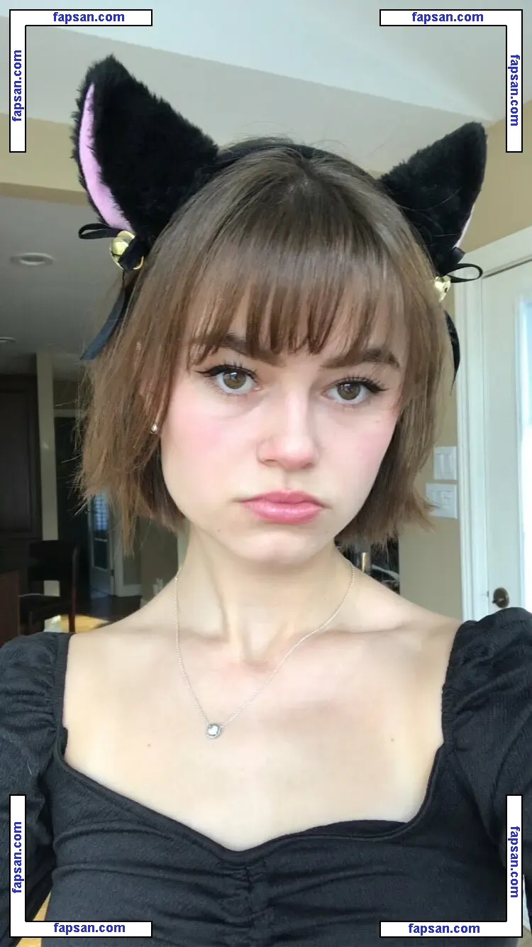 holyfrickjess nude photo #0011 from OnlyFans