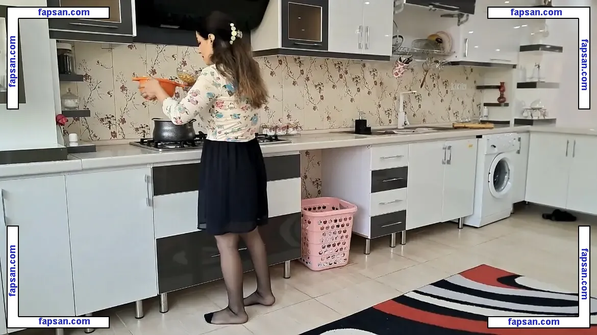 Homemaking голая фото #0063 с Онлифанс