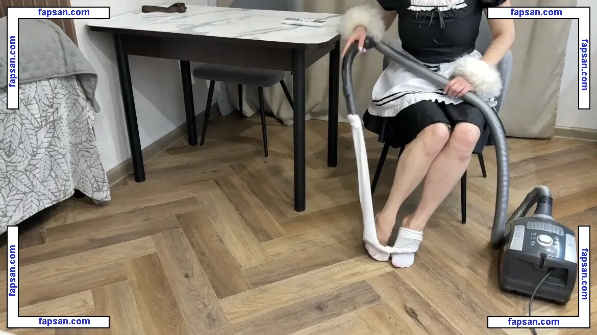 Homemaking голая фото #0082 с Онлифанс