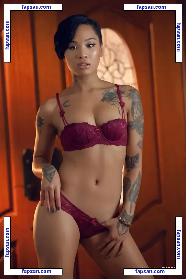 Honey Cherry голая фото #0006 с Онлифанс