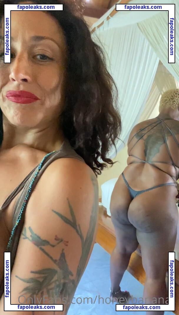 honeybanana1 / milfmarquise nude photo #0008 from OnlyFans