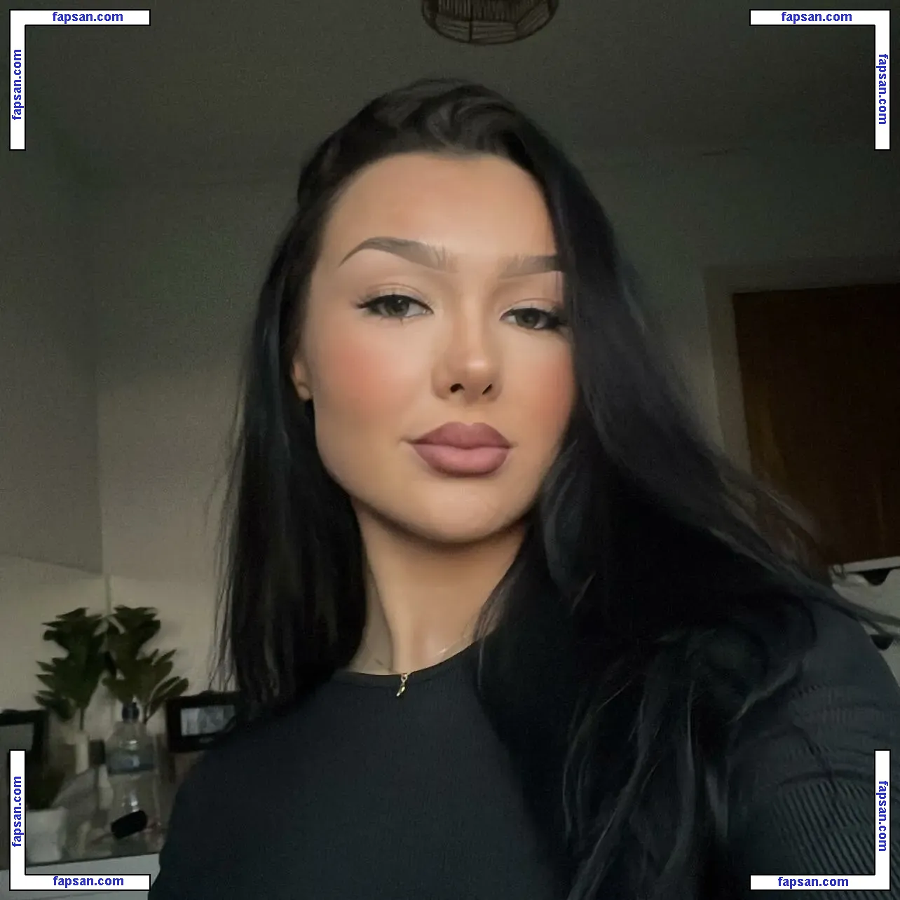 honeybarrett_ голая фото #0001 с Онлифанс