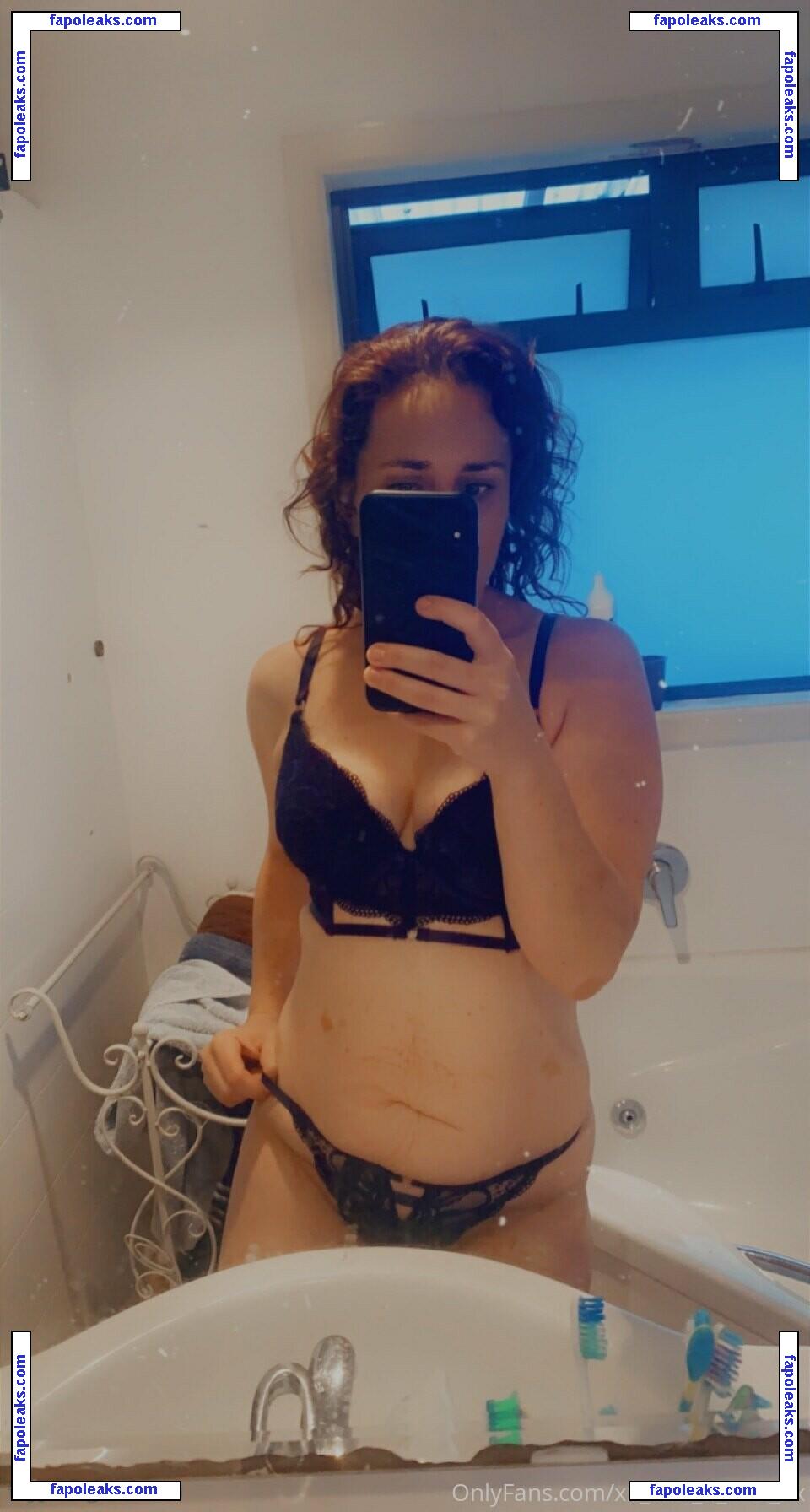 honeynz_free / honeyescarez nude photo #0014 from OnlyFans