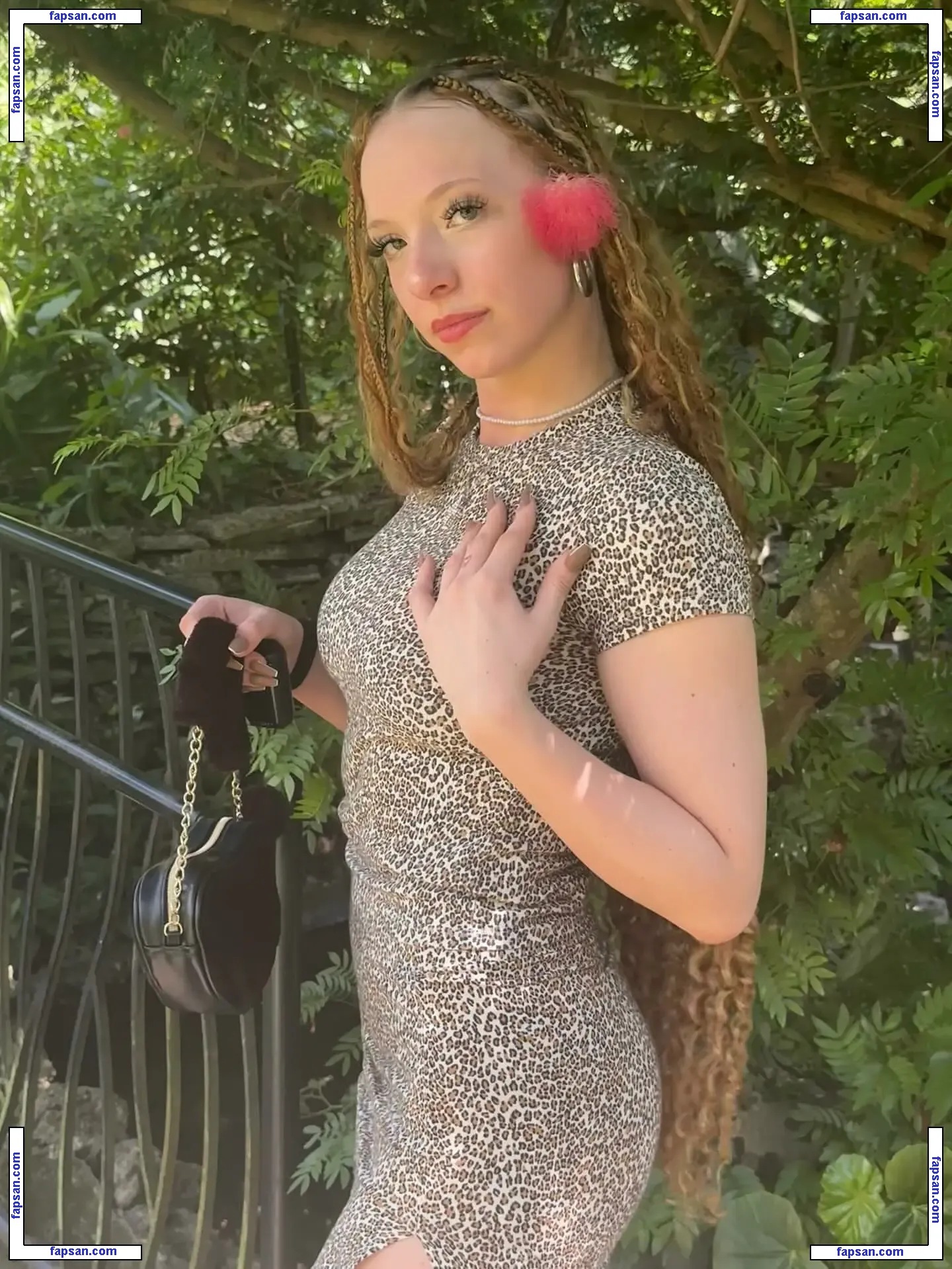 honeytvvv nude photo #0005 from OnlyFans