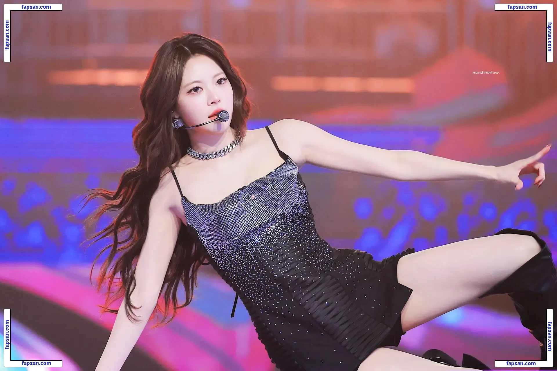 Hong Eunchae 홍은채 | LESSERAFIM голая фото #0001 с Онлифанс