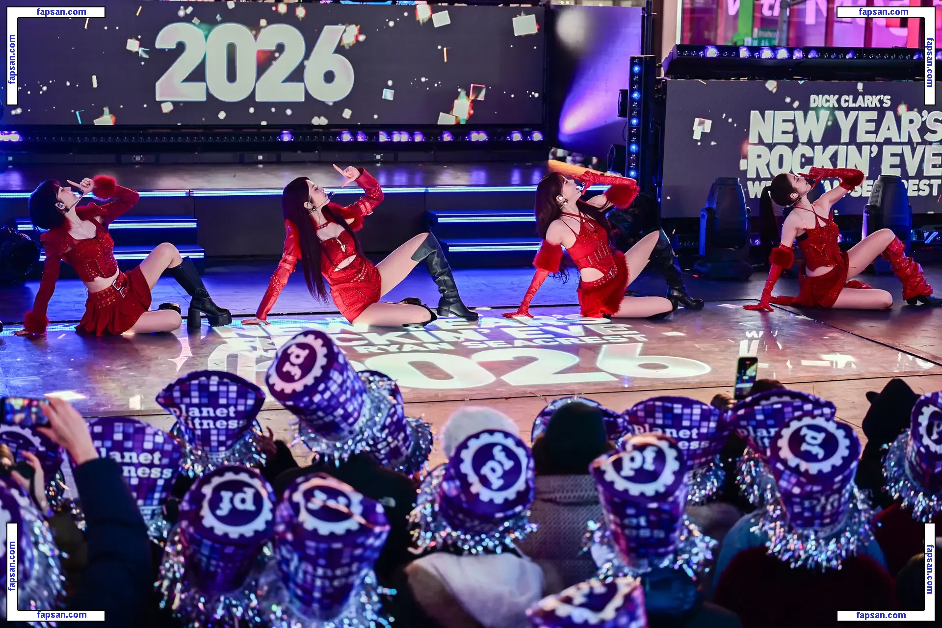 Hong Eunchae 홍은채 | LESSERAFIM голая фото #0025 с Онлифанс