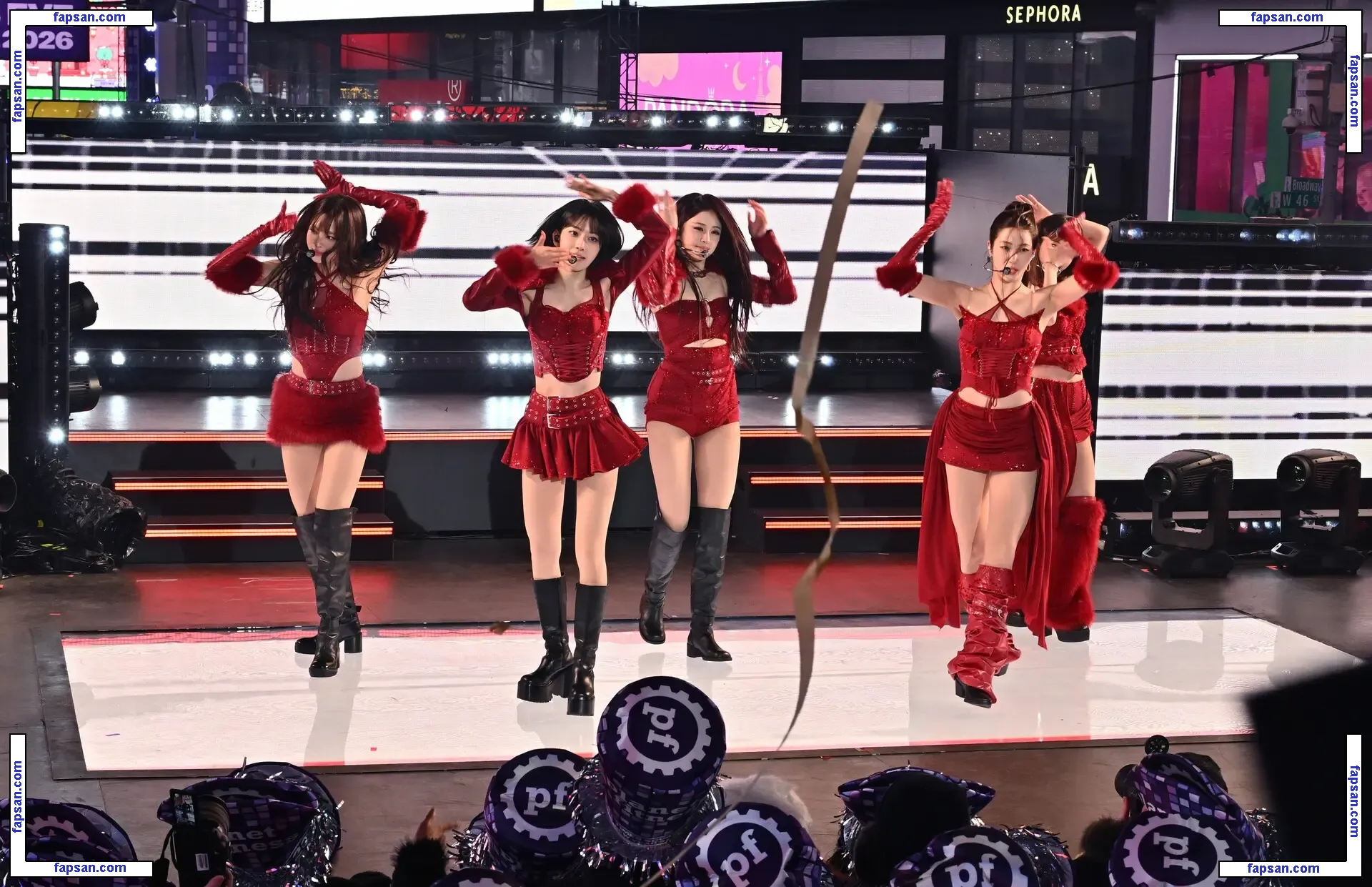 Hong Eunchae 홍은채 | LESSERAFIM голая фото #0027 с Онлифанс