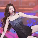 Hong Eunchae 홍은채 | LESSERAFIM голая #0001