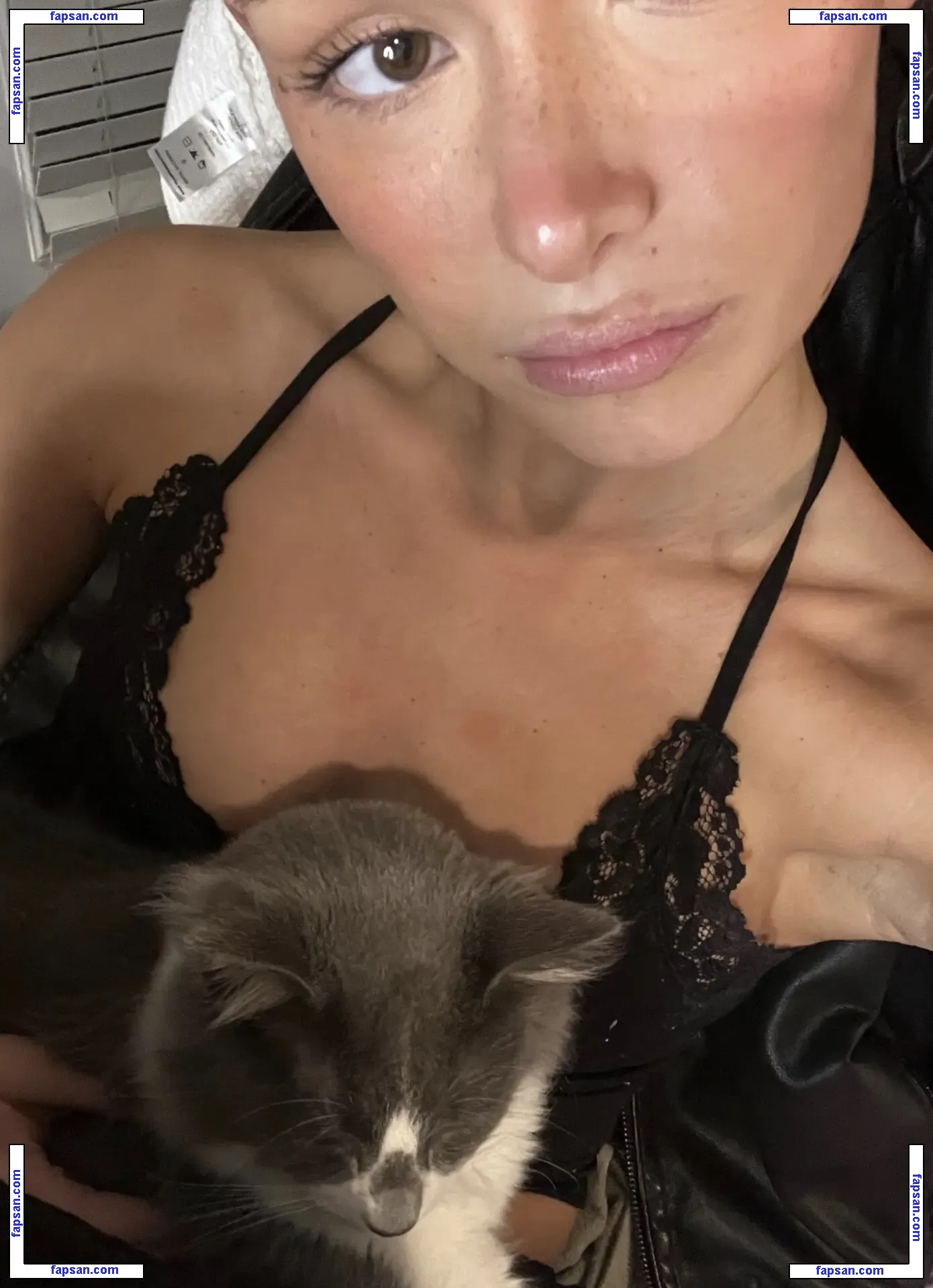 Hopie Schlenker nude photo #0025 from OnlyFans