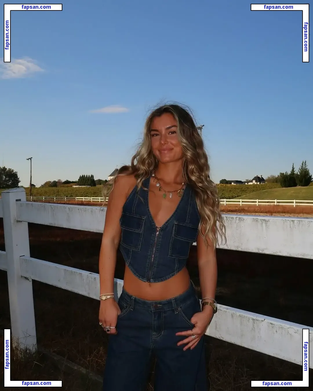 Hopie Schlenker nude photo #0127 from OnlyFans